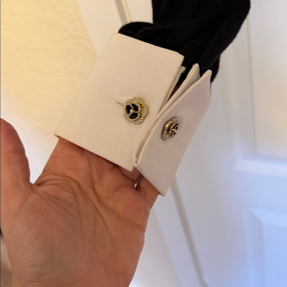 L'AGENCE April Poplin Collar Pullover Sweater - Picture 7 of 11